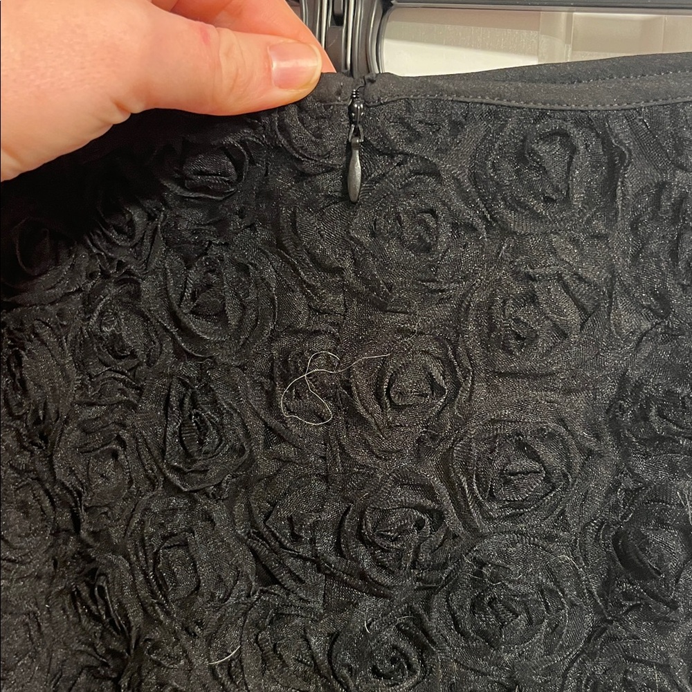 Lulu’s Luxurious Energy Black Tulle Rosette High-Waisted Midi Skirt in Black - Picture 5 of 13